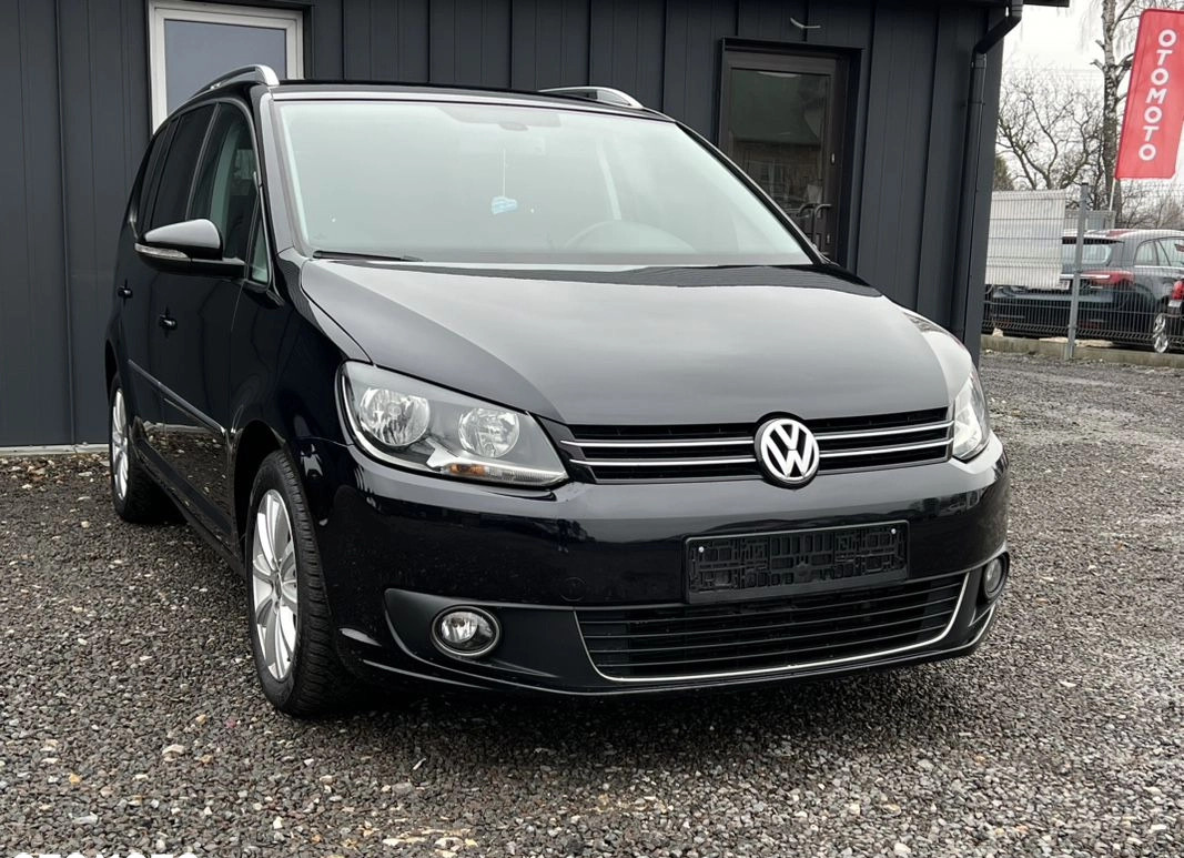 Volkswagen Touran cena 32900 przebieg: 202000, rok produkcji 2011 z Warta małe 436